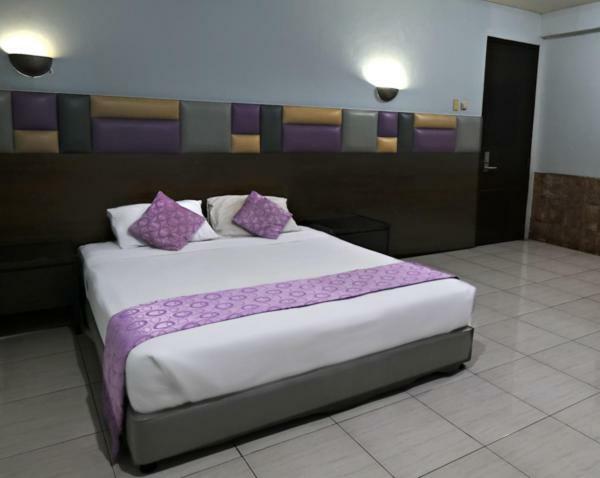 Hotel Alma Джакарта Екстериор снимка